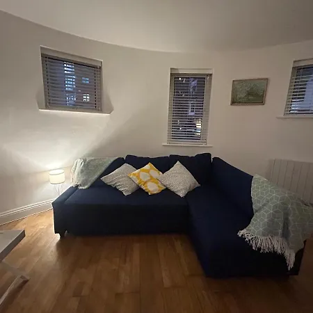 Excellently Located Modern 2 Bed In The Heart Of The Liberties In Apartmán