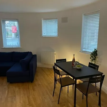 Excellently Located Modern 2 Bed In The Heart Of The Liberties In * Δουβλίνο